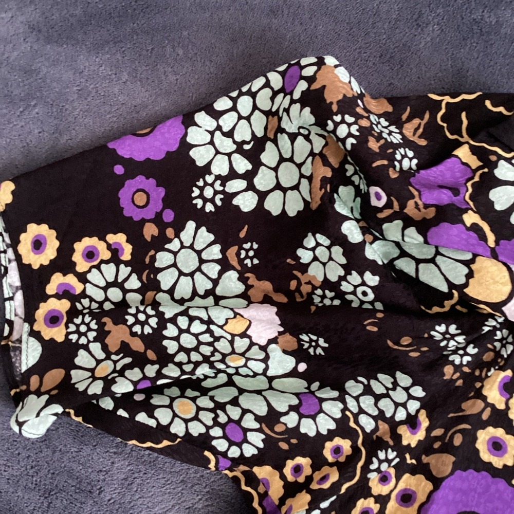 Ted Baker London Black Yvonn Exaggerated Shoulder Floral Crepe Top‎ Size 1 - Picture 6 of 16